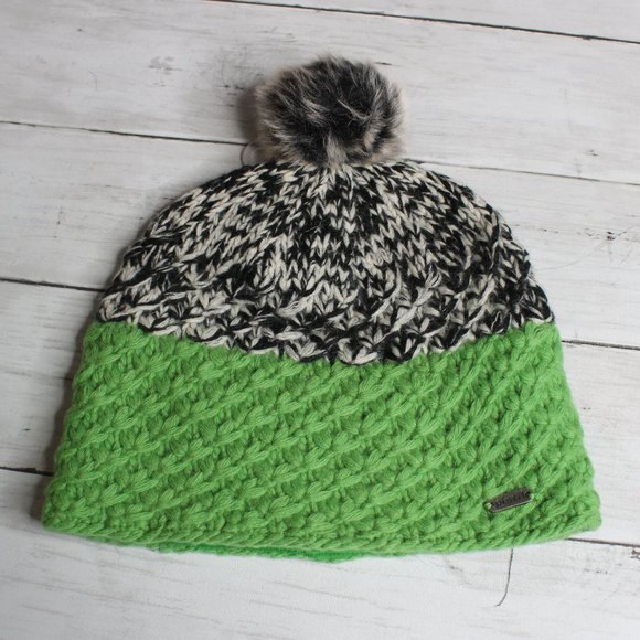Pistil Women's Lambswool Cable Knit Winter Sweater Beanie Hat Green Black - Picture 1 of 6
